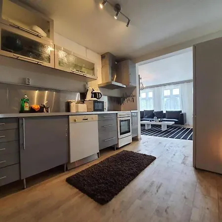 Nice & Cozy 4-rooms In Centrum * Stavanger