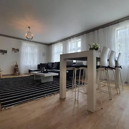 Nice & Cozy 4-rooms In Centrum Stavanger