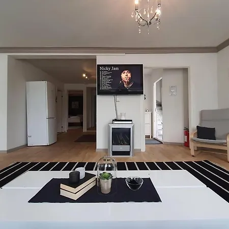 Nice & Cozy 4-rooms In Centrum Appartement Stavanger