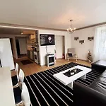 Nice & Cozy 4-rooms In Centrum Daire Stavanger
