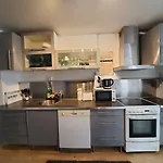 Nice & Cozy 4-rooms In Centrum Daire *