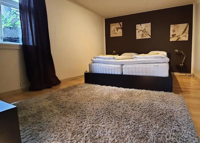 Apartamento Nice & Cozy 4-rooms In Centrum